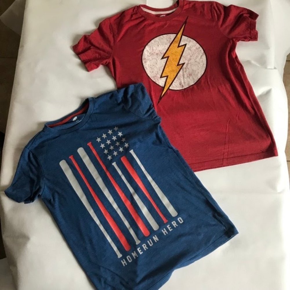 **2/$8**Old Navy Boys T-shirt Sz XL (14-16)